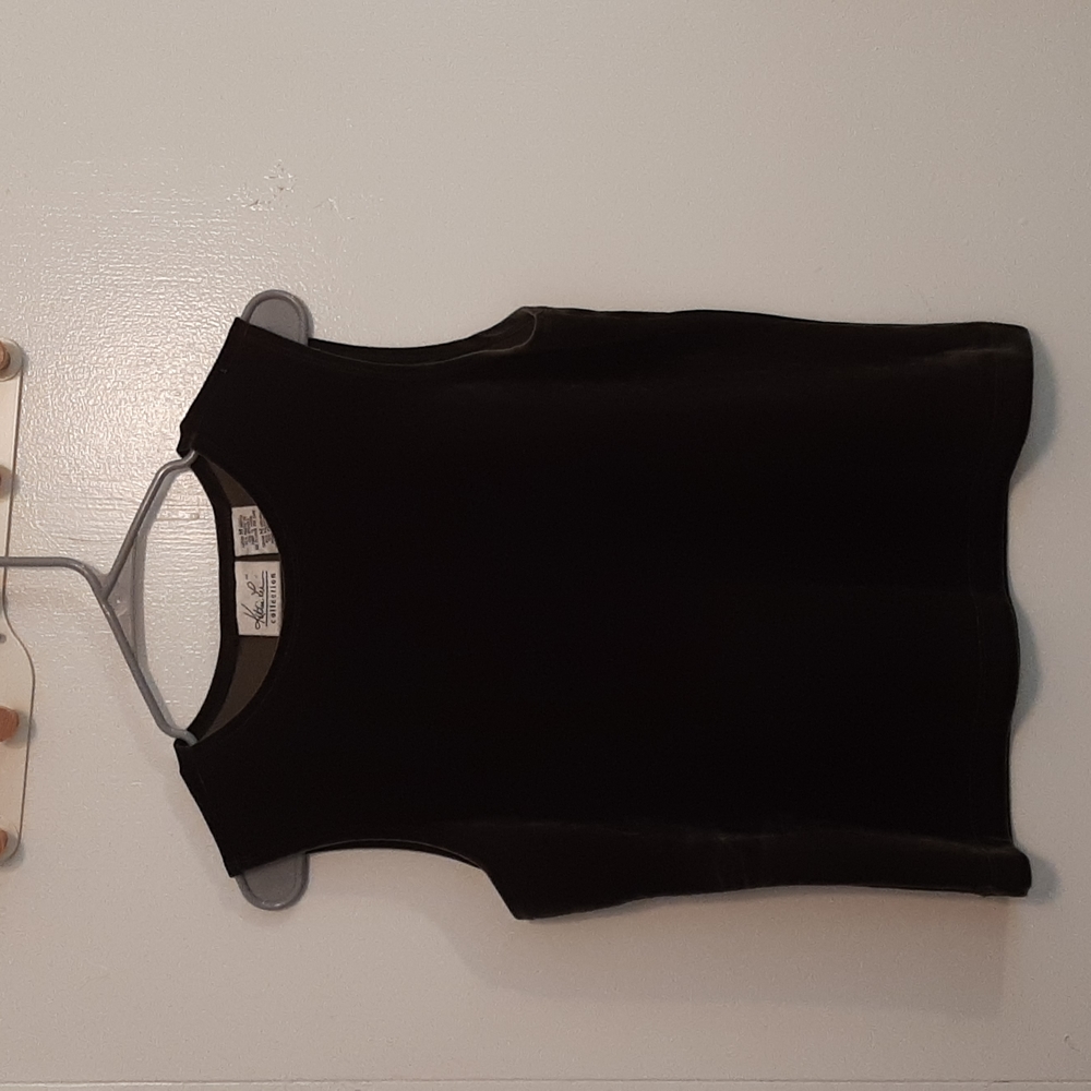 Vintage Velvet Sleeveless Top - Dark Olive